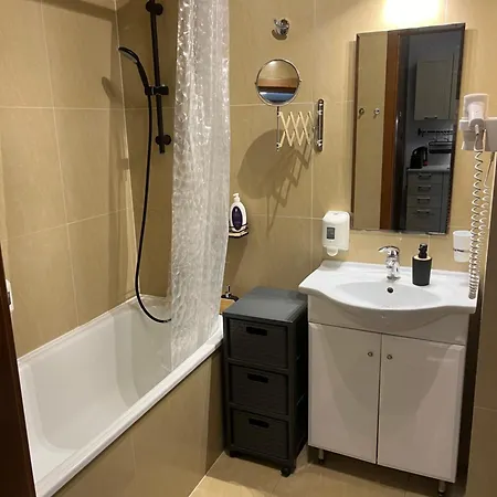 - 350m Od Plazy W Dzielnicy Uzdrowiskowej * 科沃布热格